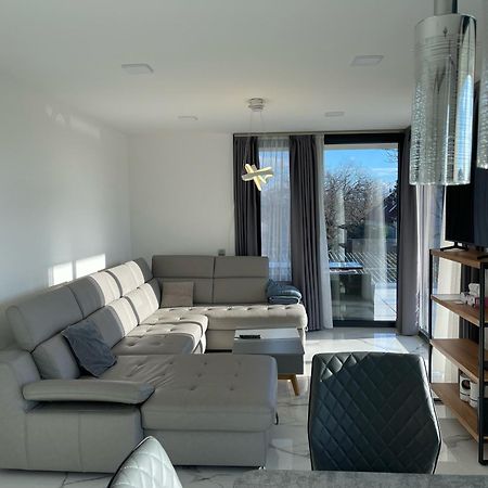 Luxury Apartments In Balatonalmadi, Almadi Lux Apartman II - Crystal White Buitenkant foto