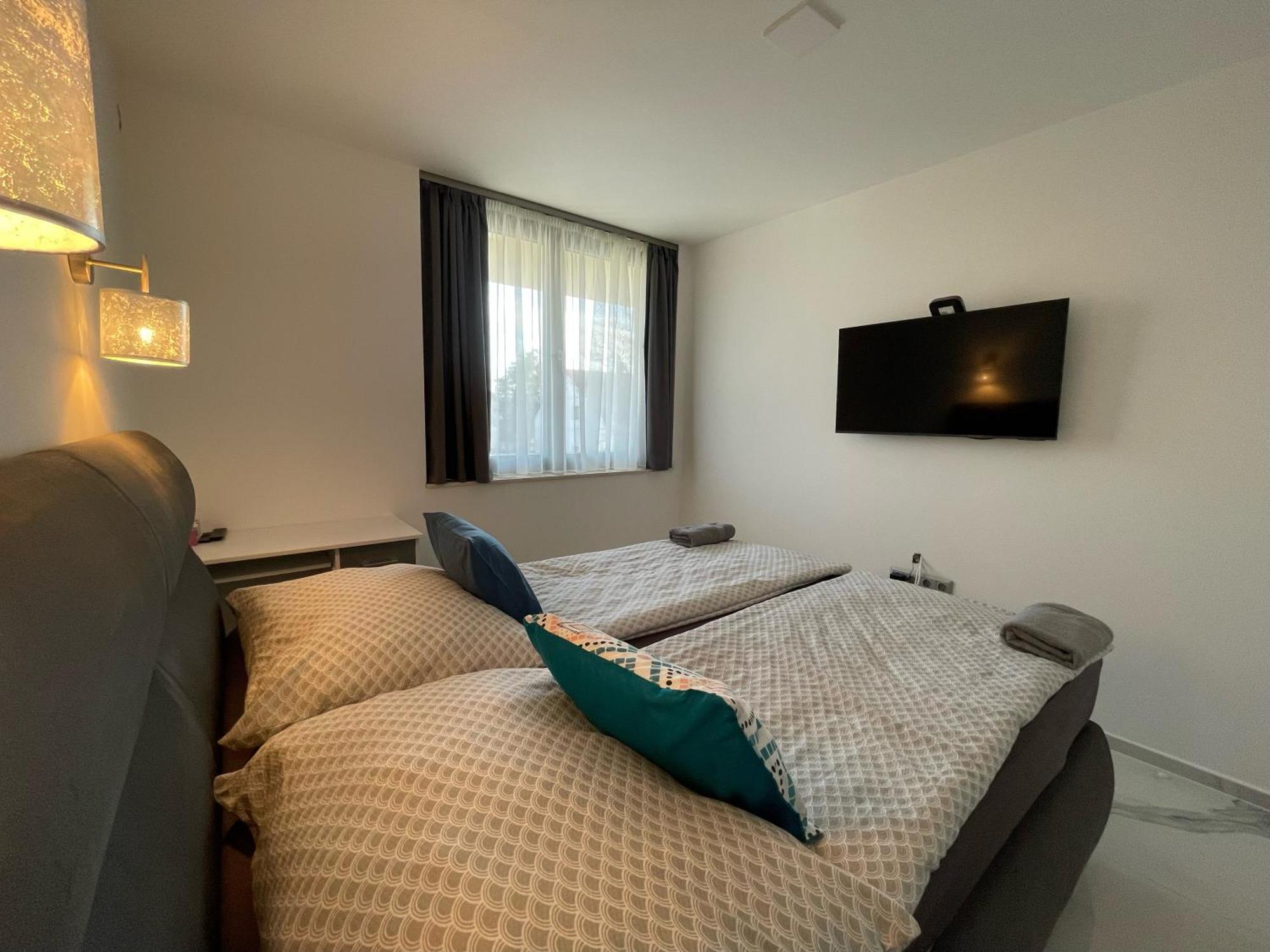 Luxury Apartments In Balatonalmadi, Almadi Lux Apartman II - Crystal White Buitenkant foto